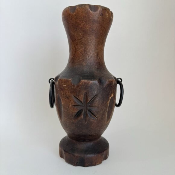 Vintage Carved Wood Vase Hand Turned Metal O Ring Handles Polynesian Tiki Style - Picture 7 of 9